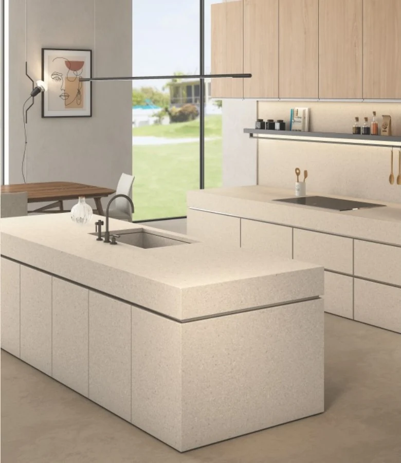 Atto Crema interior application